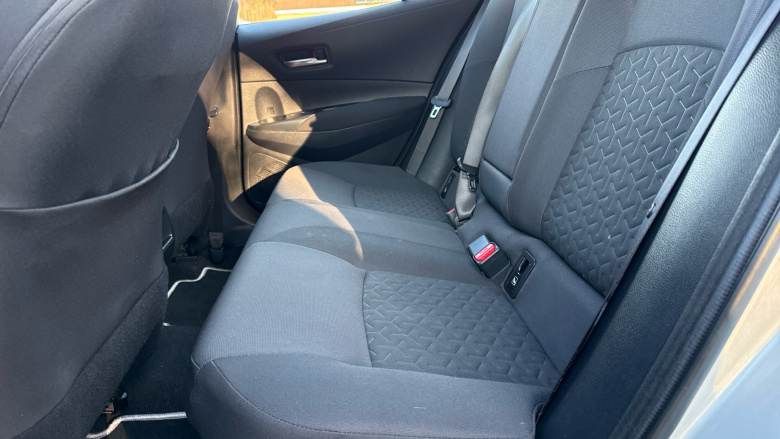 Toyota Corolla 1.8 VVT-i Hybrid Icon 5dr CVT Hybrid Hatchback